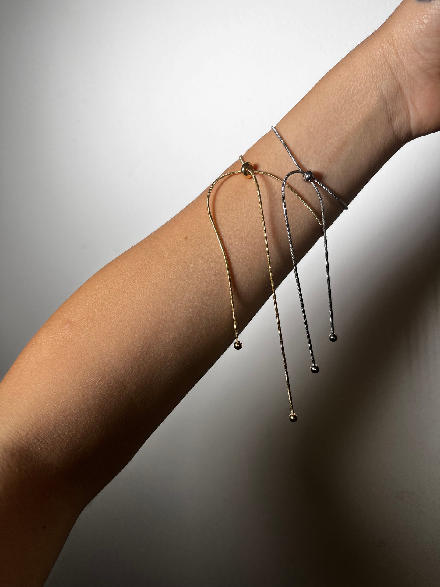 ——— bracelet