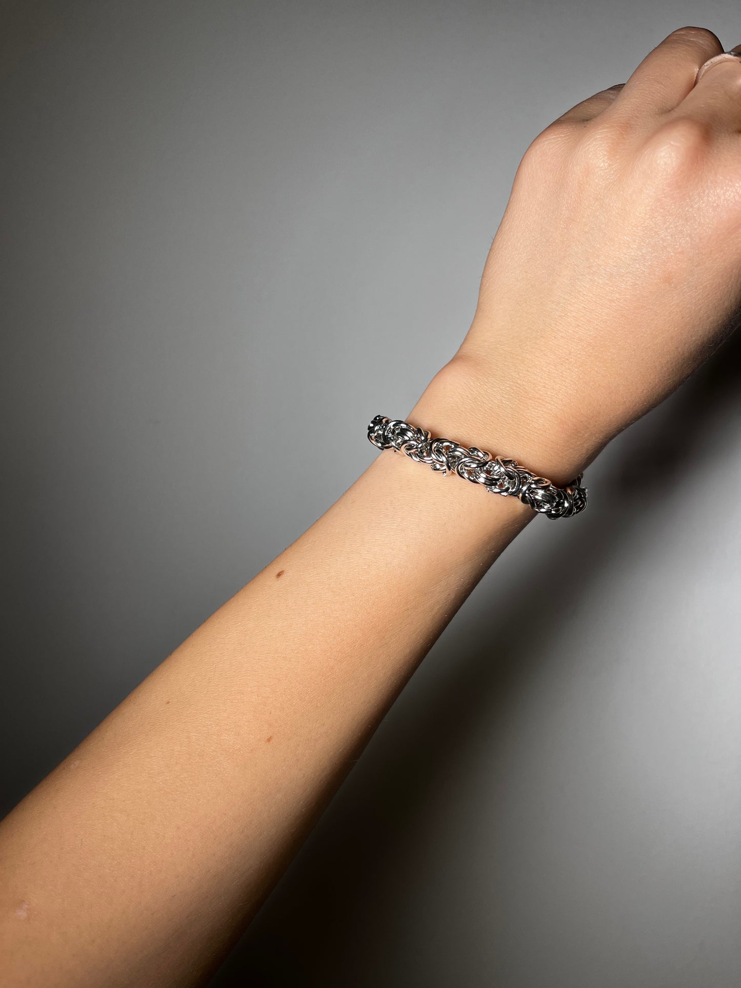 T- bracelet